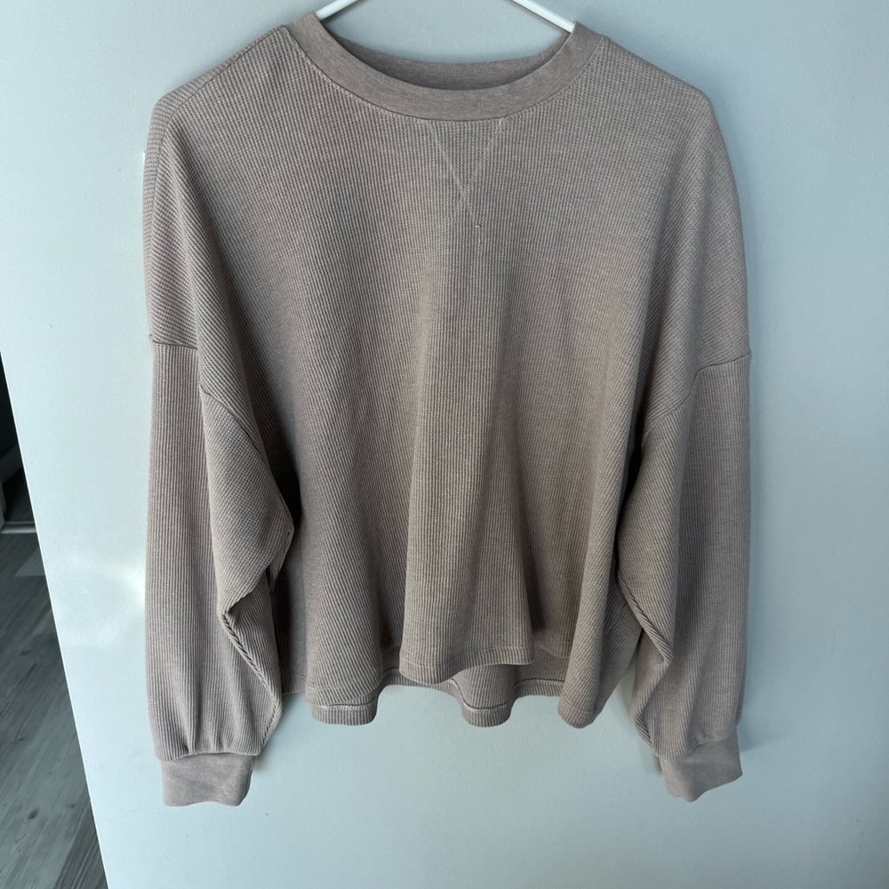 H&M medium Taupe waffleknit long sleeve tee